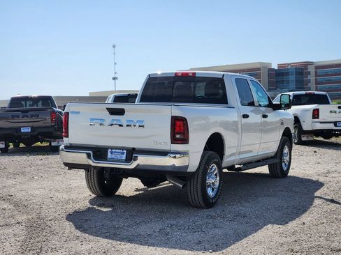 New 2026 RAM 2500 Tradesman AWD/4WD image 4
