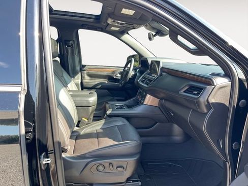 Used 2023 Chevrolet Suburban High Country w/ Max Trailering Package AWD/4WD image 15