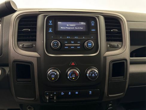 Used 2018 RAM 2500 Tradesman w/ Chrome Appearance Group image 33