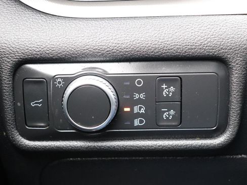 Used 2020 Ford Explorer XLT w/ Comfort Package image 49