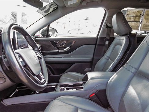 Used 2022 Lincoln Corsair Reserve image 22