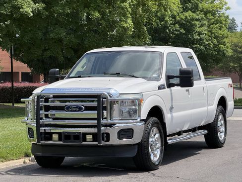Used 2014 Ford F250 Lariat w/ Lariat Ultimate Package AWD/4WD image 3