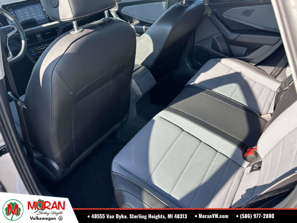 Used 2026 Volkswagen Jetta SE FWD image 10