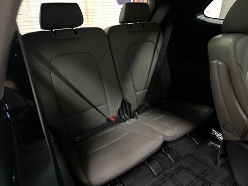 Used 2017 Hyundai Santa Fe Limited AWD/4WD image 24