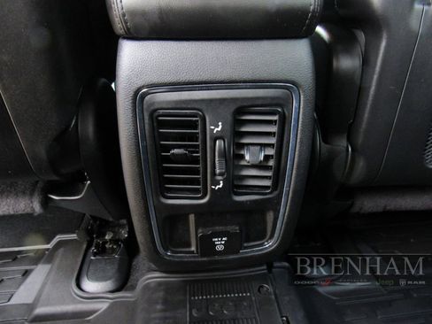 Used 2021 Jeep Grand Cherokee Laredo X RWD image 17