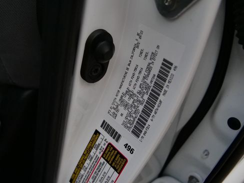 Used 2023 Toyota Tacoma SR AWD/4WD image 37