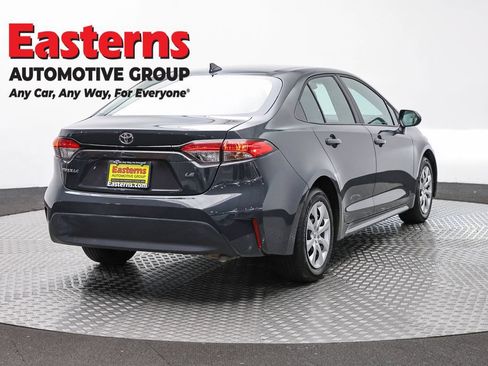 Used 2026 Toyota Corolla LE FWD image 5