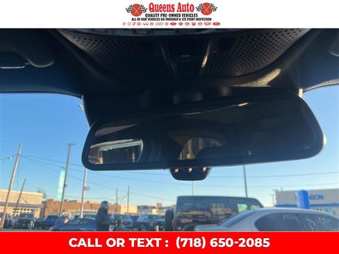 Used 2019 Mercedes-Benz GLC 300 GLC 300 4MATIC SUV image 19