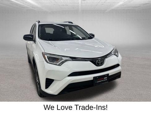 Used 2018 Toyota RAV4 LE w/ All Weather Liner Package AWD/4WD image 3