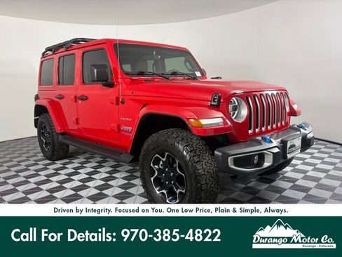 Used 2022 Jeep Wrangler Unlimited Sahara w/ Cold Weather Group AWD/4WD image 5