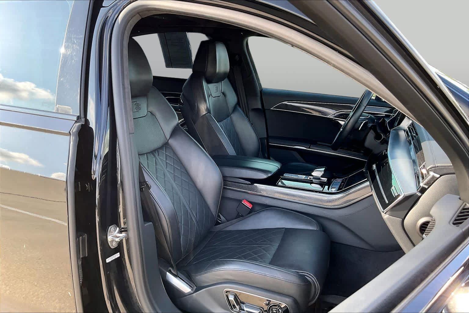 Used 2020 Audi S8 L w/ S8 Executive Package AWD/4WD image 9
