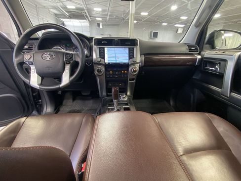Used 2022 Toyota 4Runner Limited AWD/4WD image 28