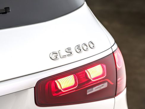 New 2026 Mercedes-Benz Maybach GLS 600 4MATIC image 10