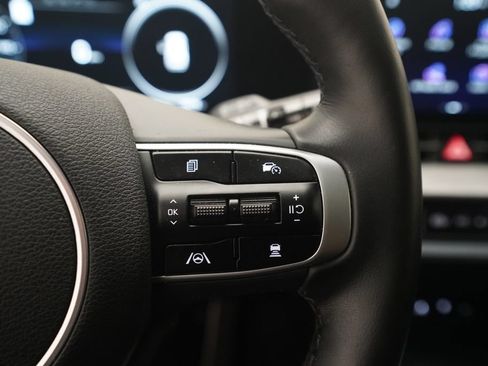 Used 2025 Kia Sportage X-Pro AWD/4WD image 19
