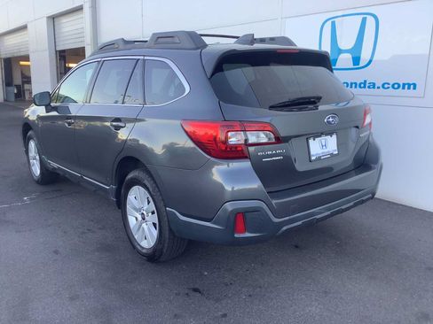 Used 2018 Subaru Outback 2.5i Premium AWD/4WD image 4