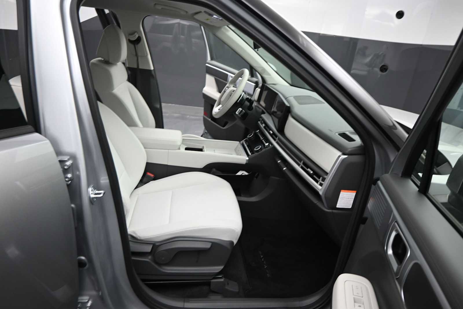 Certified 2026 Hyundai Santa Fe SE FWD image 18