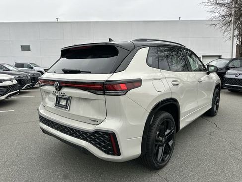 New 2026 Volkswagen Tiguan SE R-Line image 5