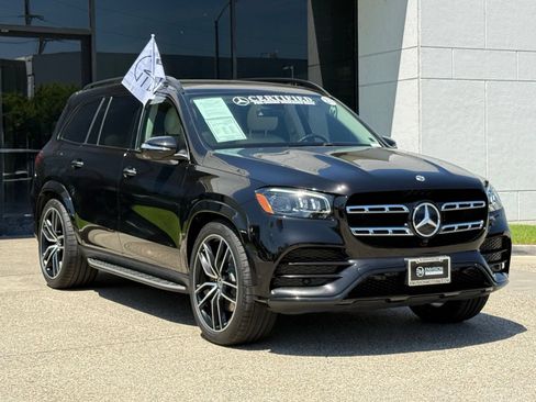 Used 2023 Mercedes-Benz GLS 450 4MATIC image 8