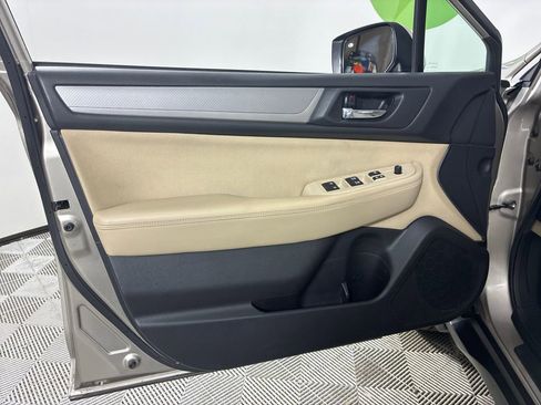 Used 2016 Subaru Outback 2.5i Premium image 27