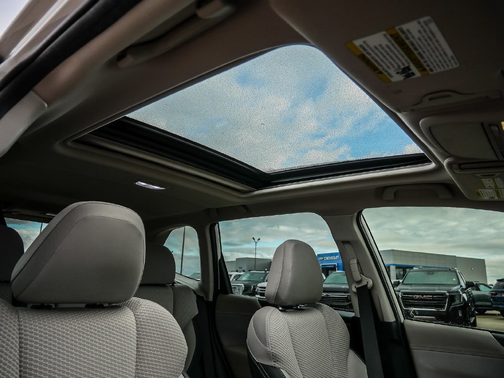 Used 2022 Subaru Forester Premium AWD/4WD image 15