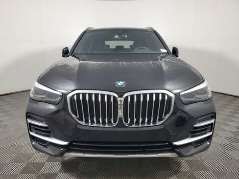 Used 2023 BMW X5 sDrive40i w/ Premium Package image 2