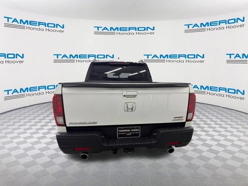 Used 2021 Honda Ridgeline Sport image 4