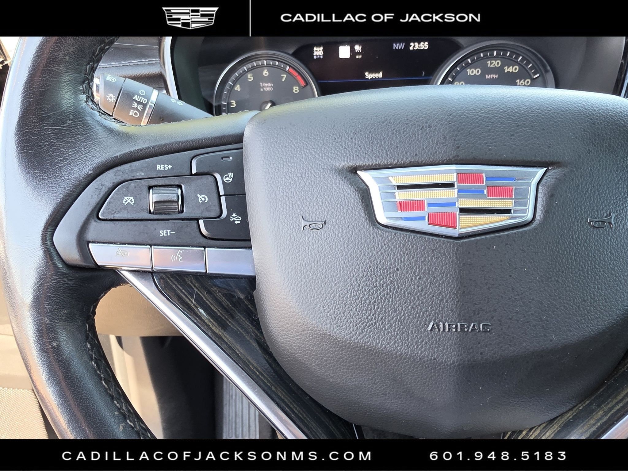 Used 2020 Cadillac XT6 Premium Luxury AWD/4WD image 27