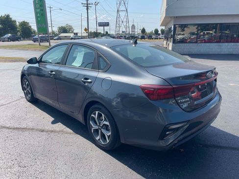 Used 2020 Kia Forte LXS FWD image 5