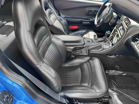 Used 1997 Chevrolet Corvette Coupe RWD image 26