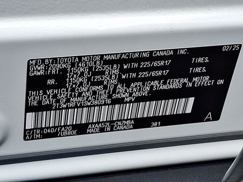 Used 2025 Toyota RAV4 XLE w/ Convenience Package FWD image 27
