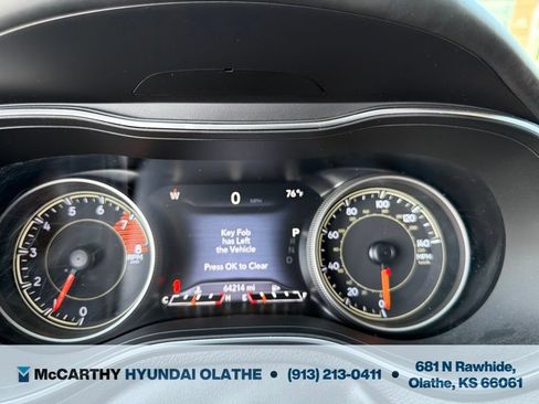 Used 2019 Jeep Cherokee Overland AWD/4WD image 7