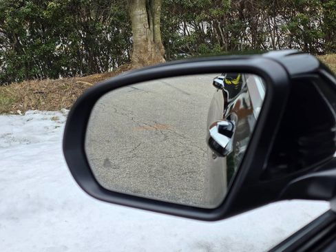 Used 2015 Mercedes-Benz C 300 4MATIC Sedan image 9