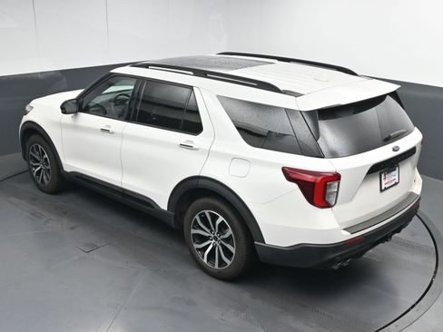 Used 2020 Ford Explorer ST w/ Premium Technology Package image 35