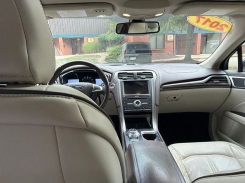 Used 2017 Ford Fusion Platinum FWD image 21