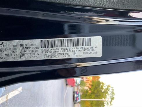 Used 2018 Jeep Wrangler Unlimited Rubicon AWD/4WD image 29
