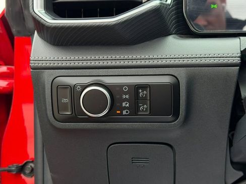 Used 2024 Ford Mustang Premium RWD image 43