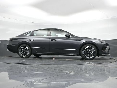 New 2026 Hyundai Sonata SEL FWD image 47