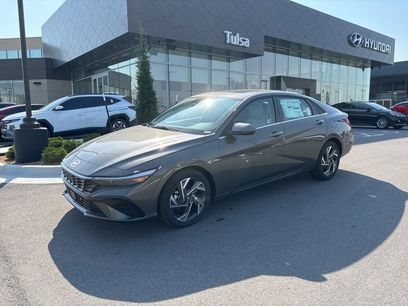 New 2025 Hyundai Elantra Limited