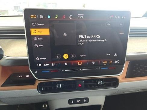 New 2025 Volkswagen ID. Buzz 1st Edition image 21