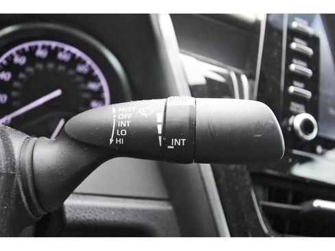 Used 2024 Toyota Camry SE FWD image 21