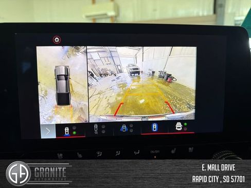 Used 2023 GMC Canyon Denali AWD/4WD image 21
