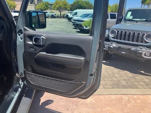 Certified 2025 Jeep Wrangler Unlimited Sahara AWD/4WD image 30