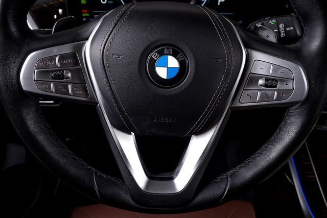 Used 2024 BMW X7 xDrive40i w/ Premium Package AWD/4WD image 39