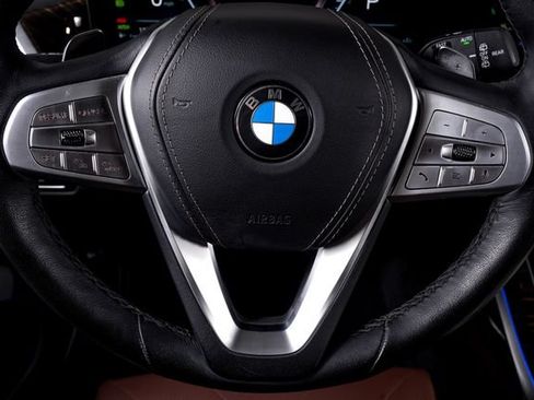 Used 2024 BMW X7 xDrive40i w/ Premium Package AWD/4WD image 39
