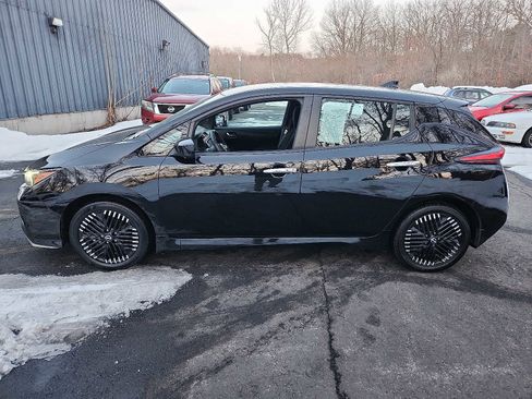 Used 2023 Nissan Leaf SV Plus image 7