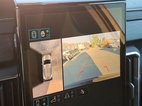 Used 2025 GMC Acadia Elevation image 22