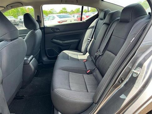 Used 2024 Nissan Altima 2.5 SV AWD/4WD image 33
