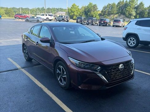 Used 2024 Nissan Sentra SV FWD image 4