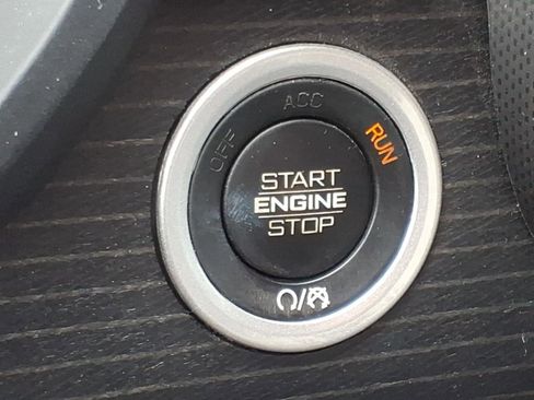 Used 2024 RAM 1500 Limited w/ Off Road Group AWD/4WD image 20