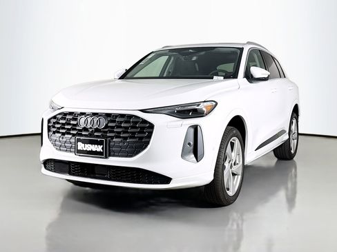 New 2025 Audi Q5 Premium Plus image 3